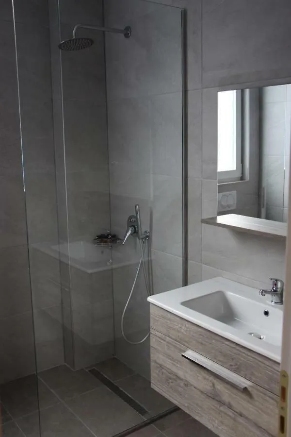 Hotel Auto Grill Roberti Tepelene