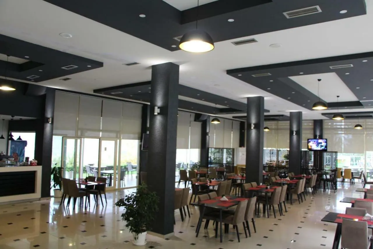 ****  Hotel Auto Grill Roberti Tepelene Albania